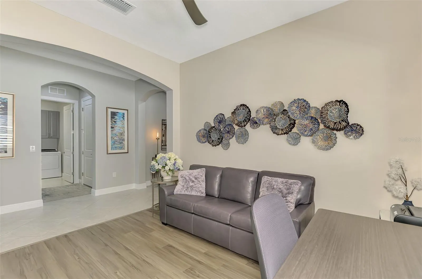 23810 WAVERLY CIR