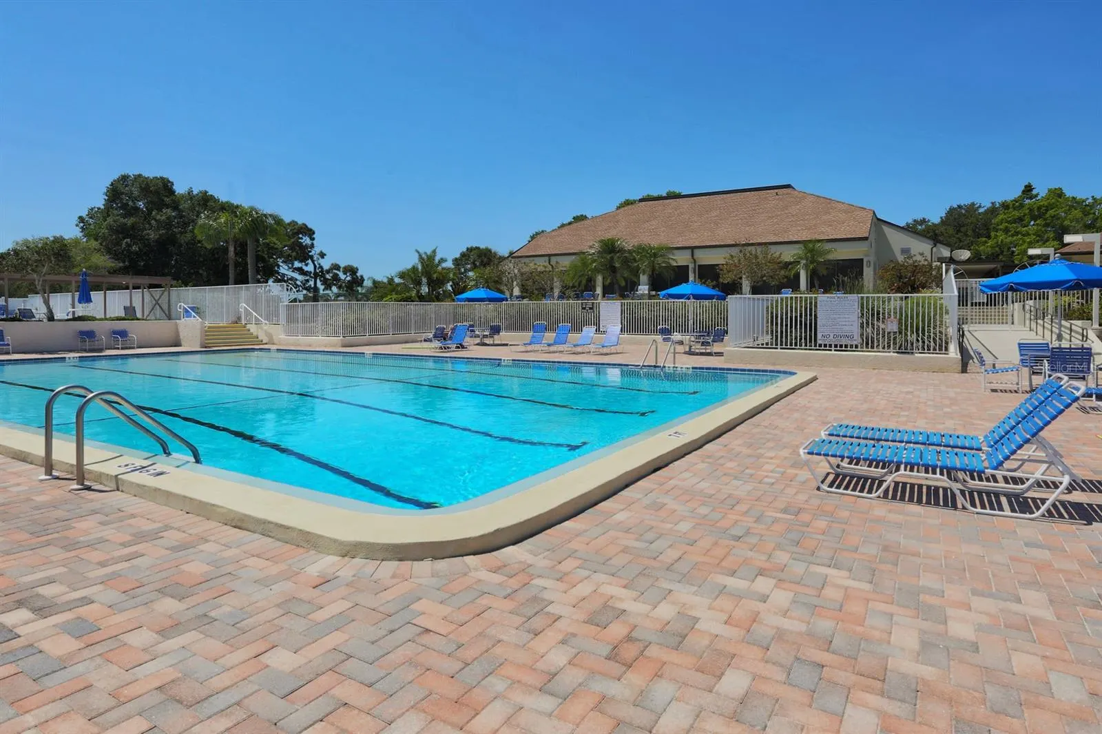 801 WATERSIDE DR #102 #102