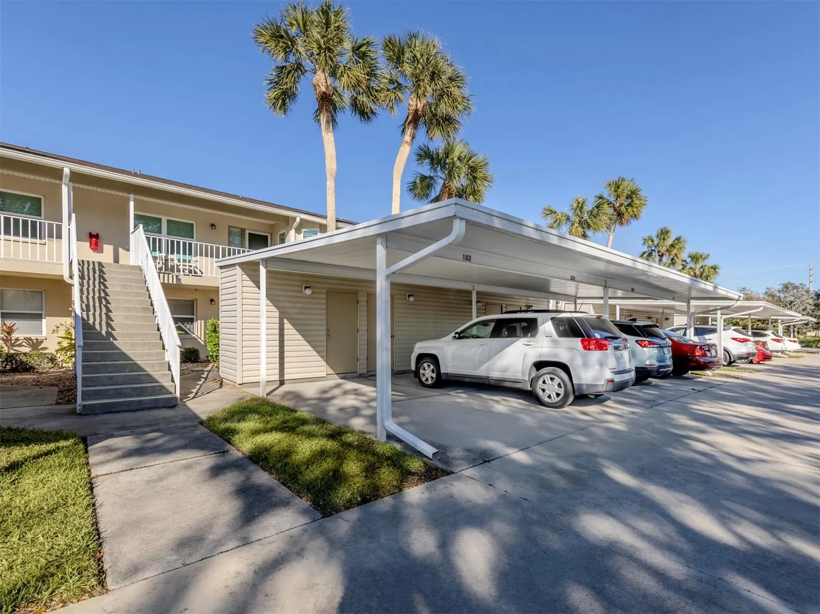 801 WATERSIDE DR #102 #102