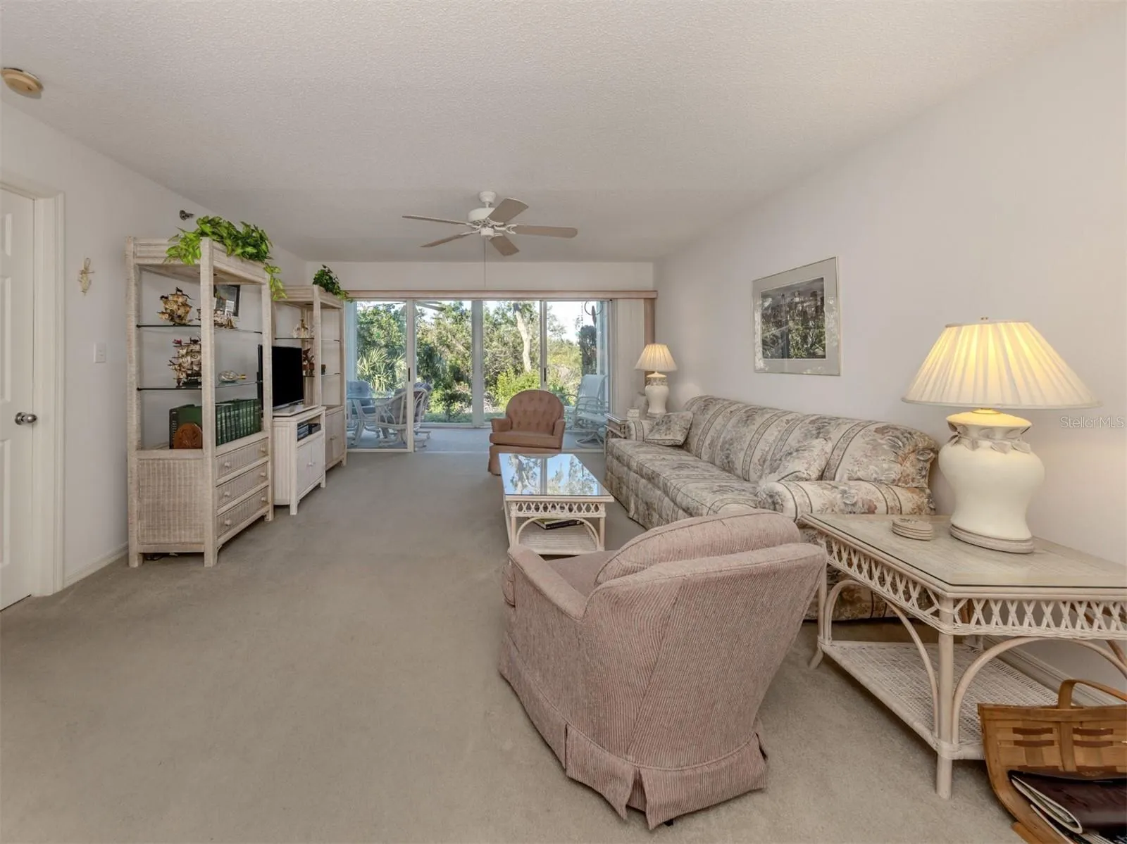 801 WATERSIDE DR #102 #102
