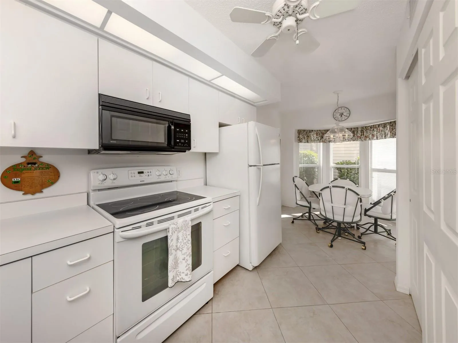 801 WATERSIDE DR #102 #102