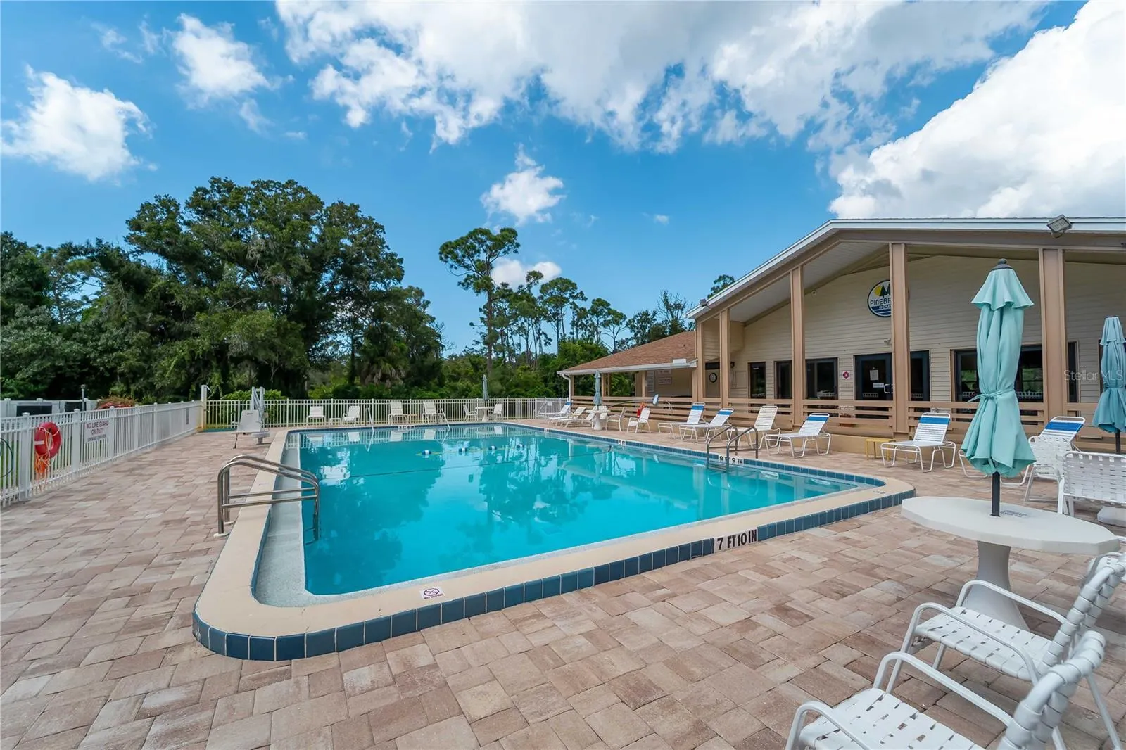 1319 PINEBROOK WAY CT