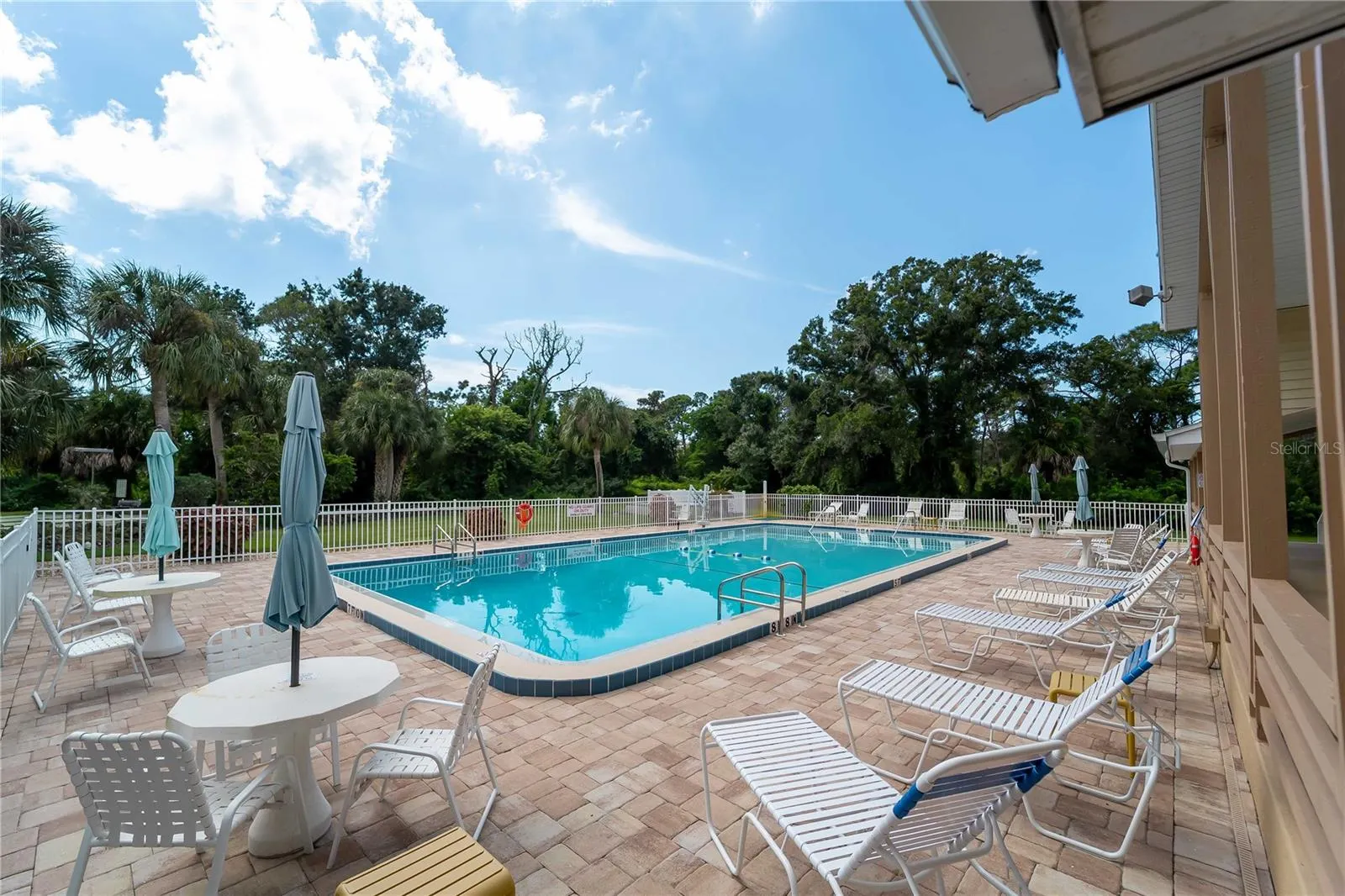 1319 PINEBROOK WAY CT
