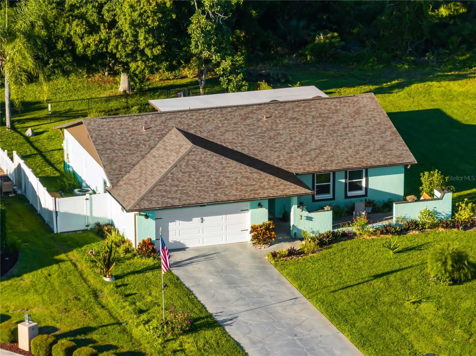 1319 PINEBROOK WAY CT