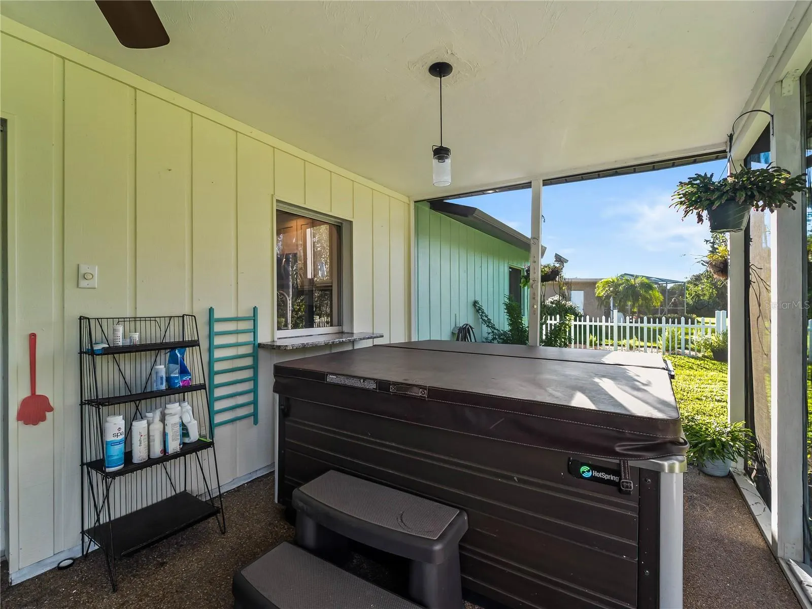 1319 PINEBROOK WAY CT