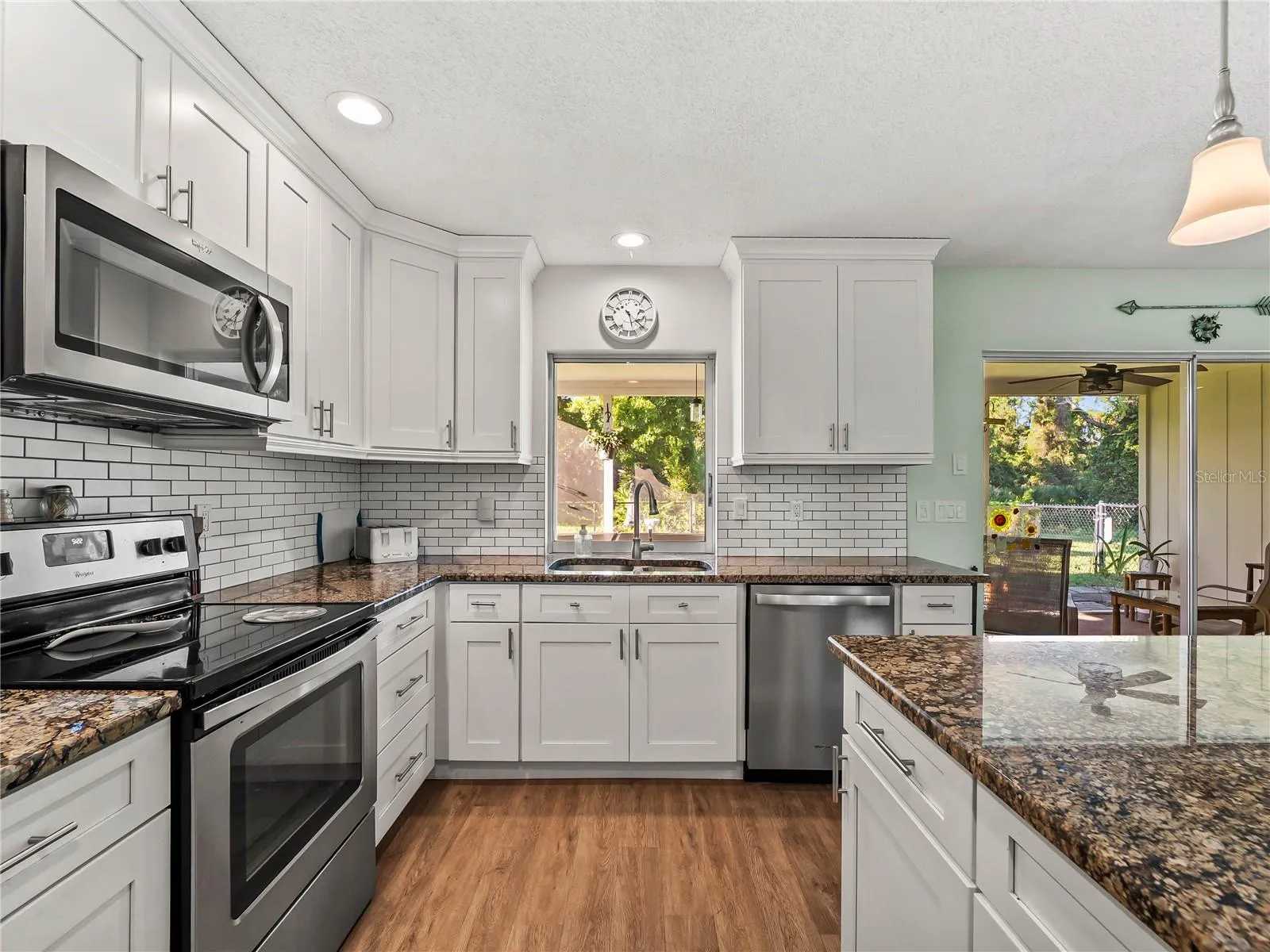 1319 PINEBROOK WAY CT