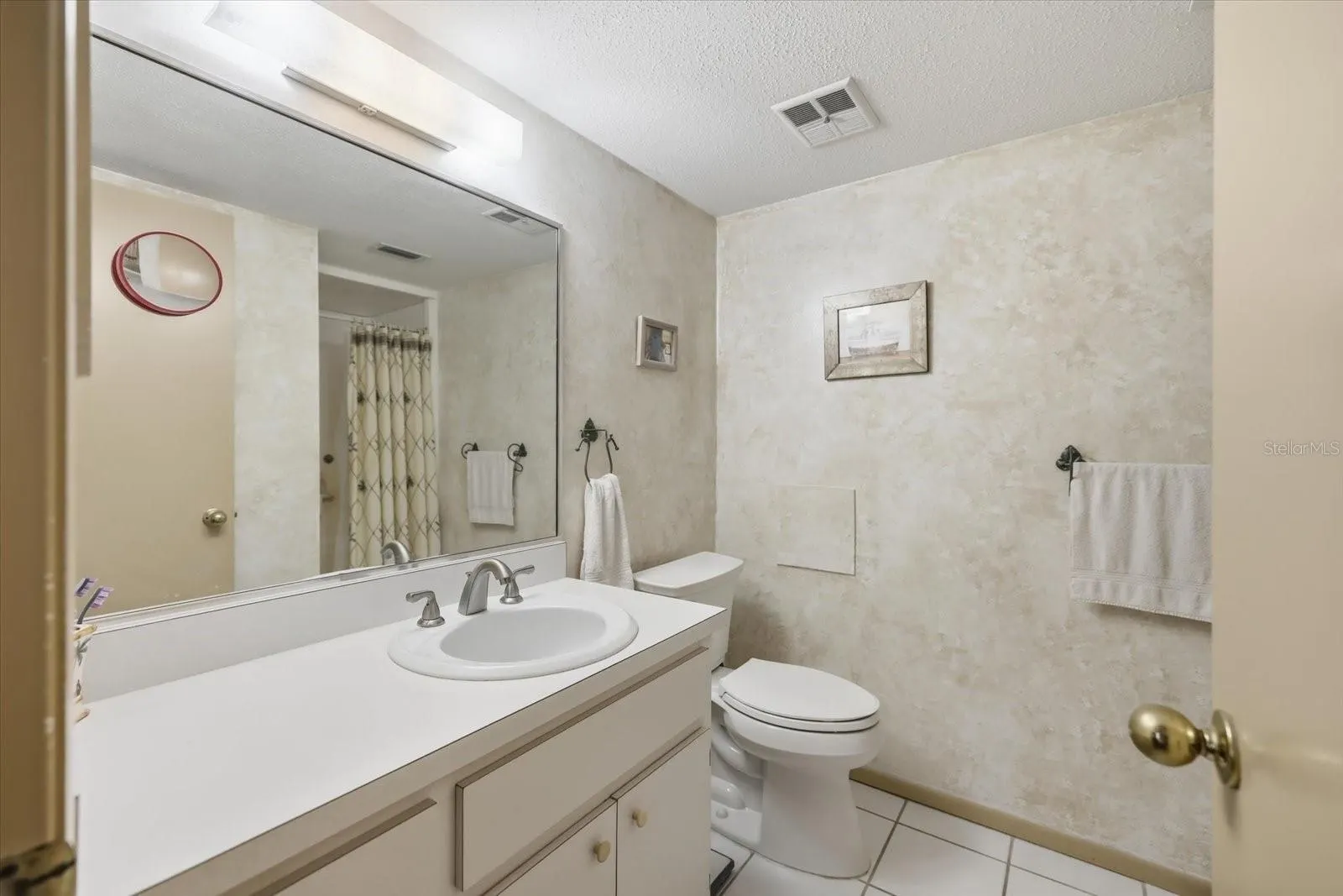 1555 TARPON CENTER DR #116 #116
