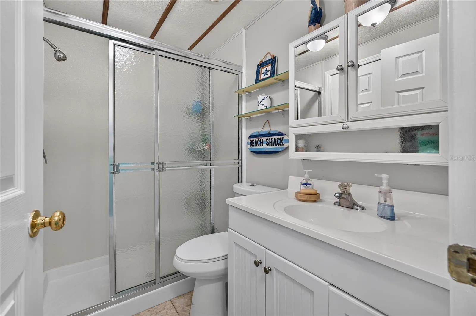 213 MANTUA DR