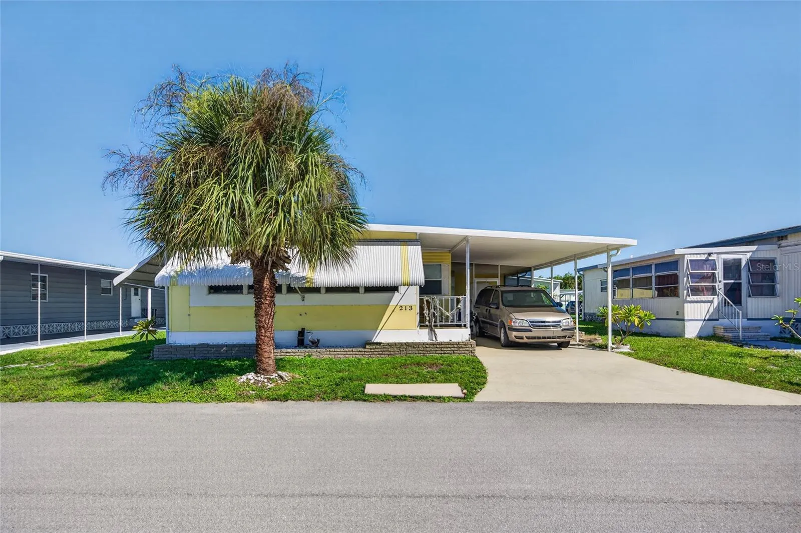 213 MANTUA DR