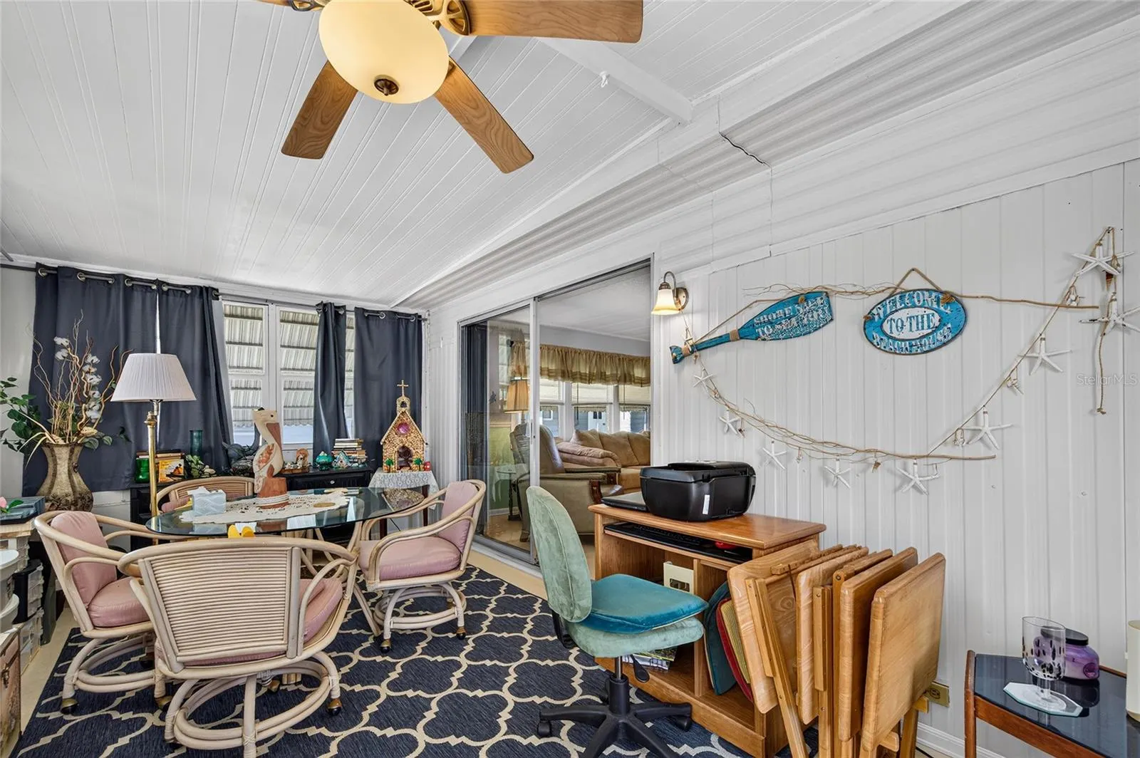213 MANTUA DR