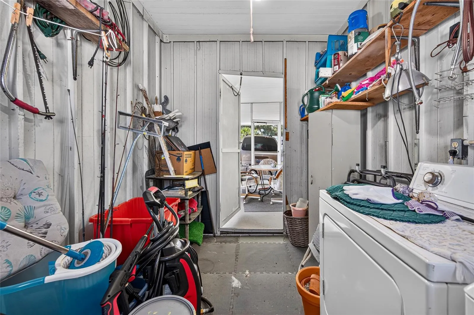 213 MANTUA DR