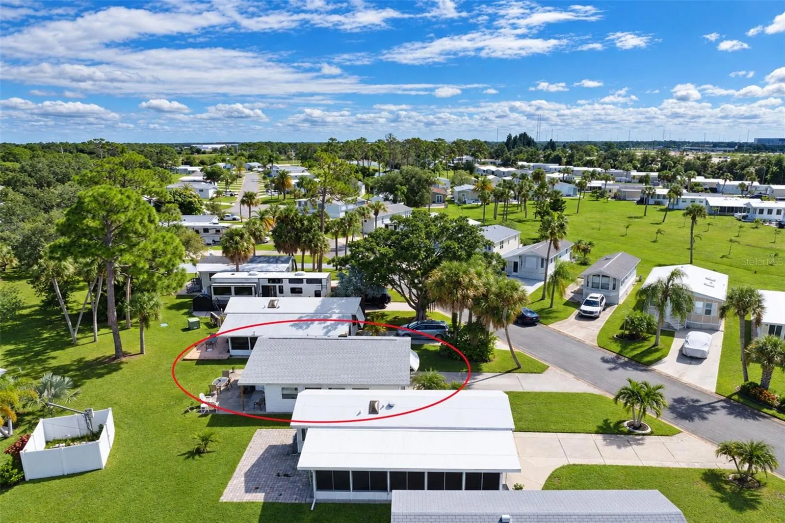 39 CROWN POINT DR