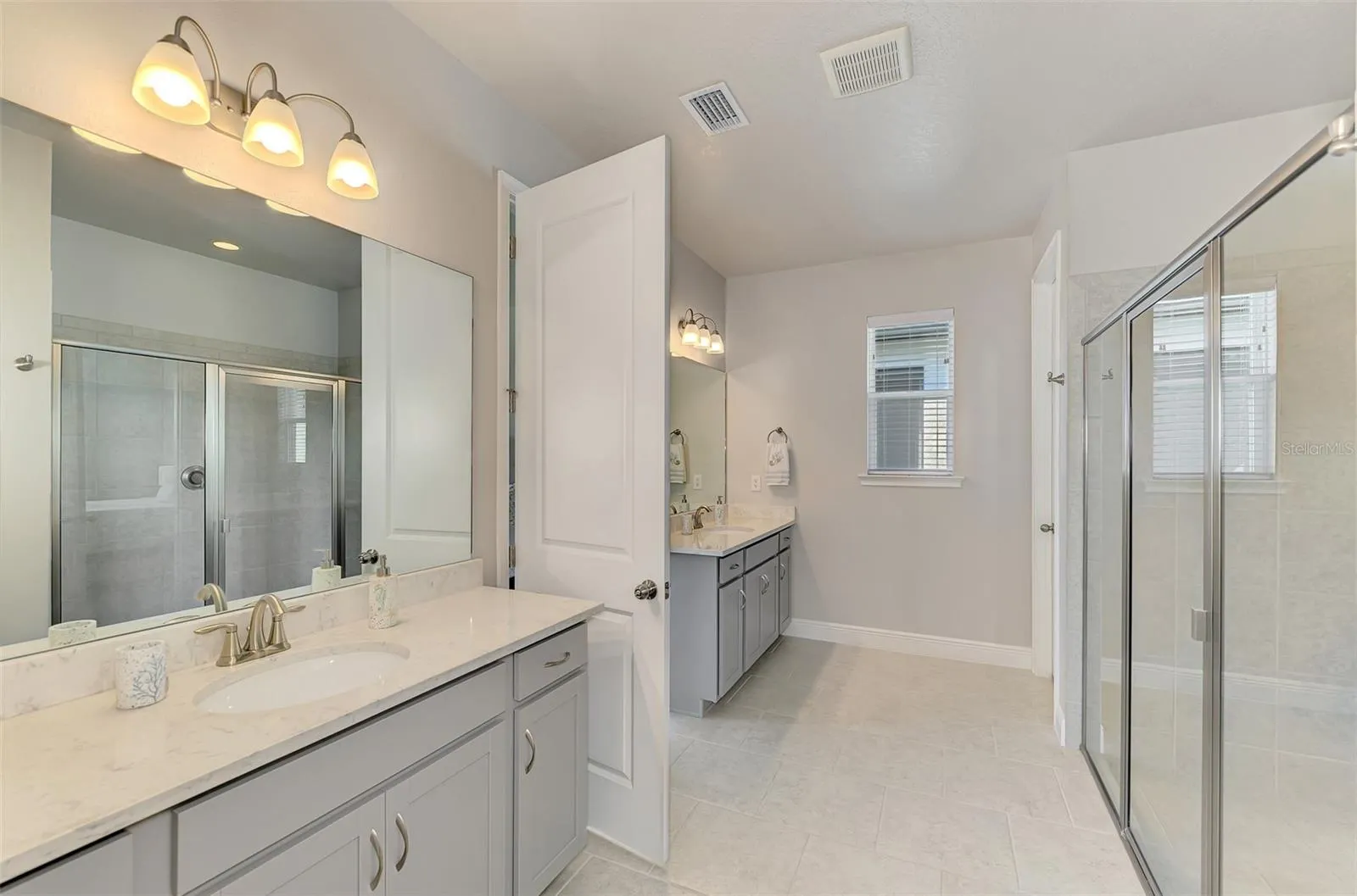 5941 LONG SHORE LOOP