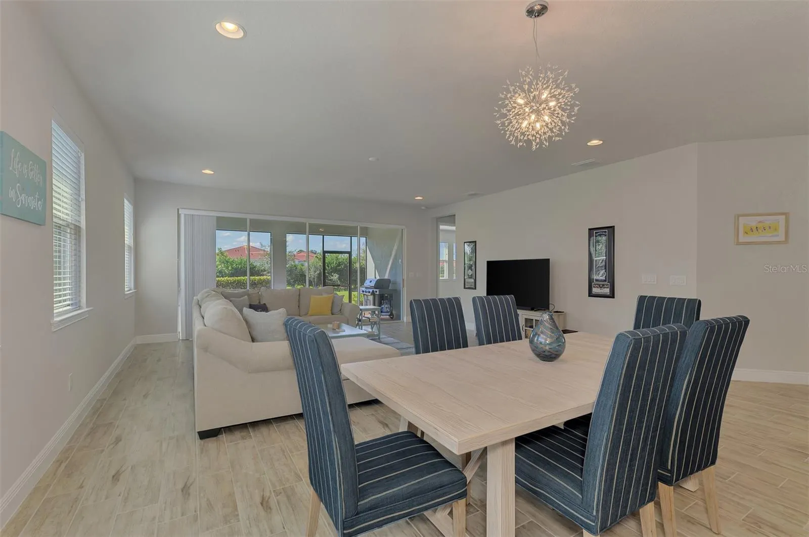5941 LONG SHORE LOOP