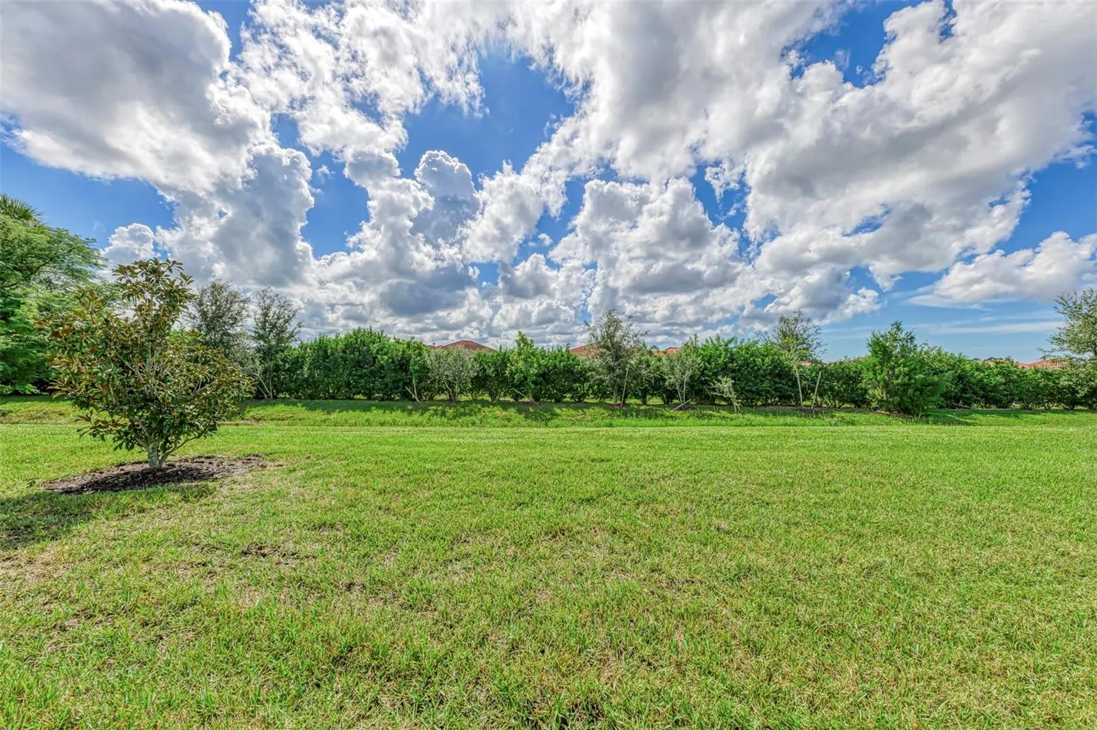 5941 LONG SHORE LOOP