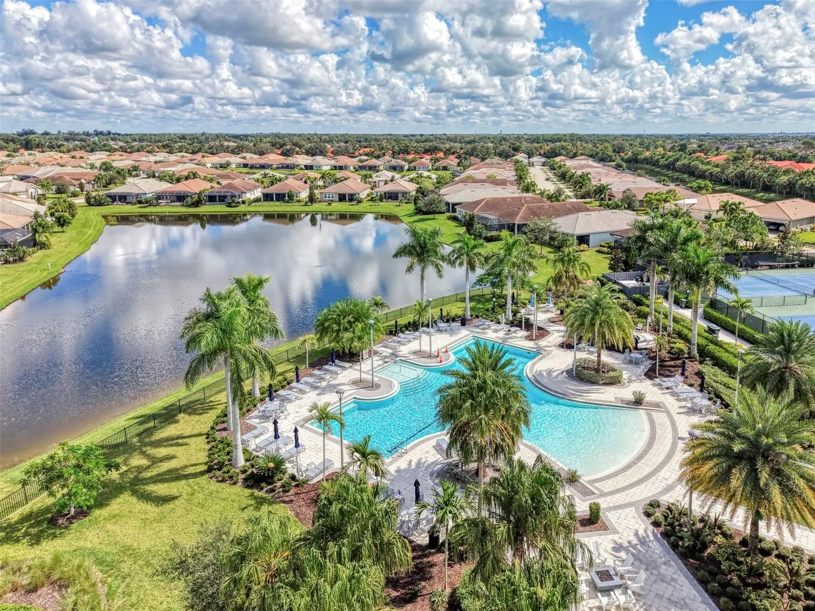 5941 LONG SHORE LOOP