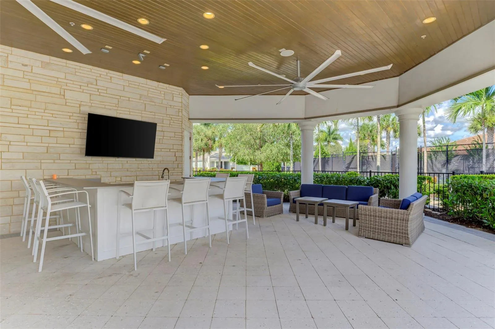 5941 LONG SHORE LOOP