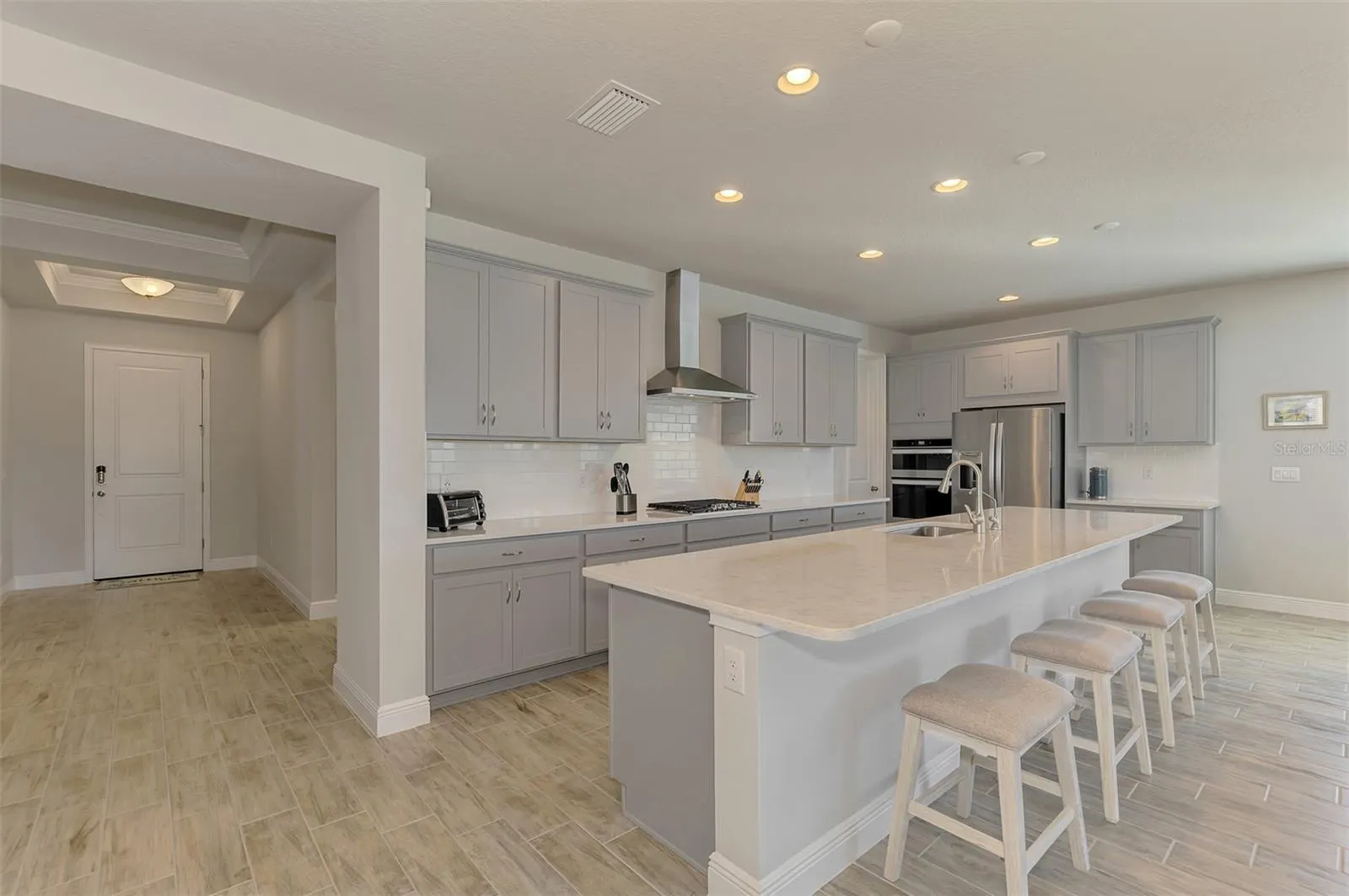 5941 LONG SHORE LOOP
