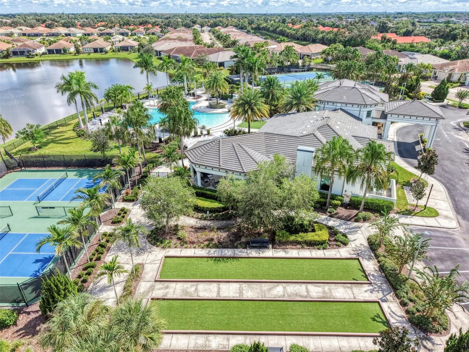 5941 LONG SHORE LOOP