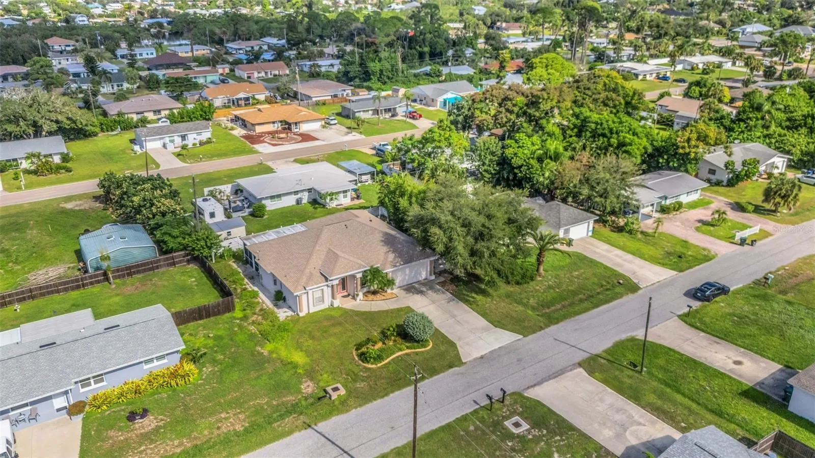 1232 PORPOISE RD