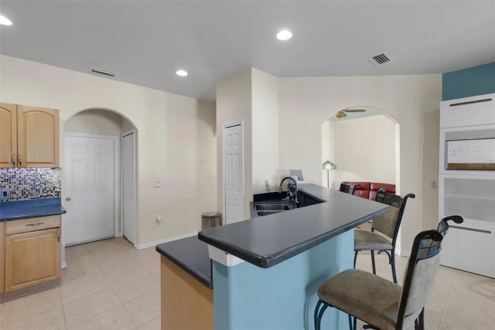 1232 PORPOISE RD