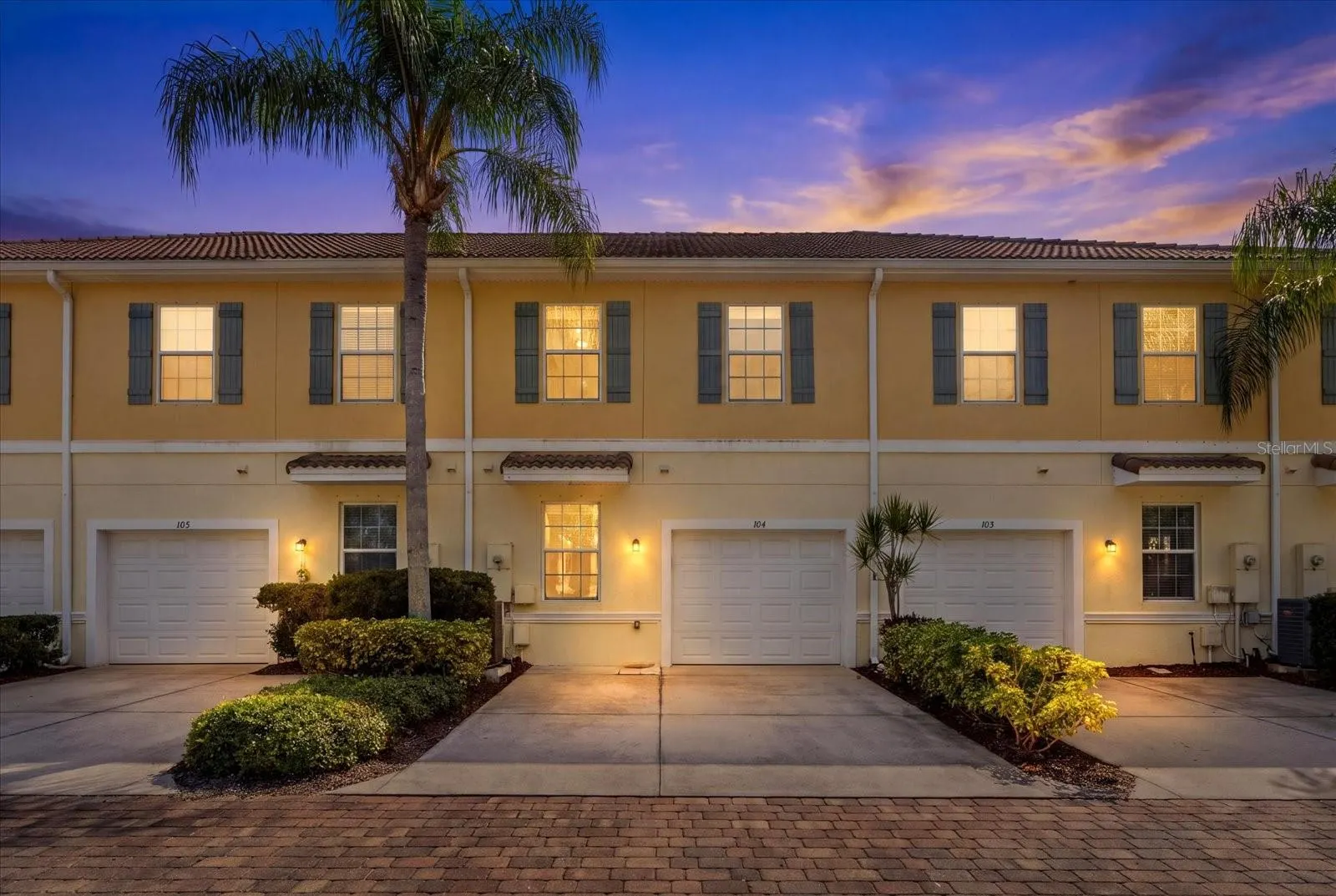 3810 82ND AVENUE CIR E #104 #104