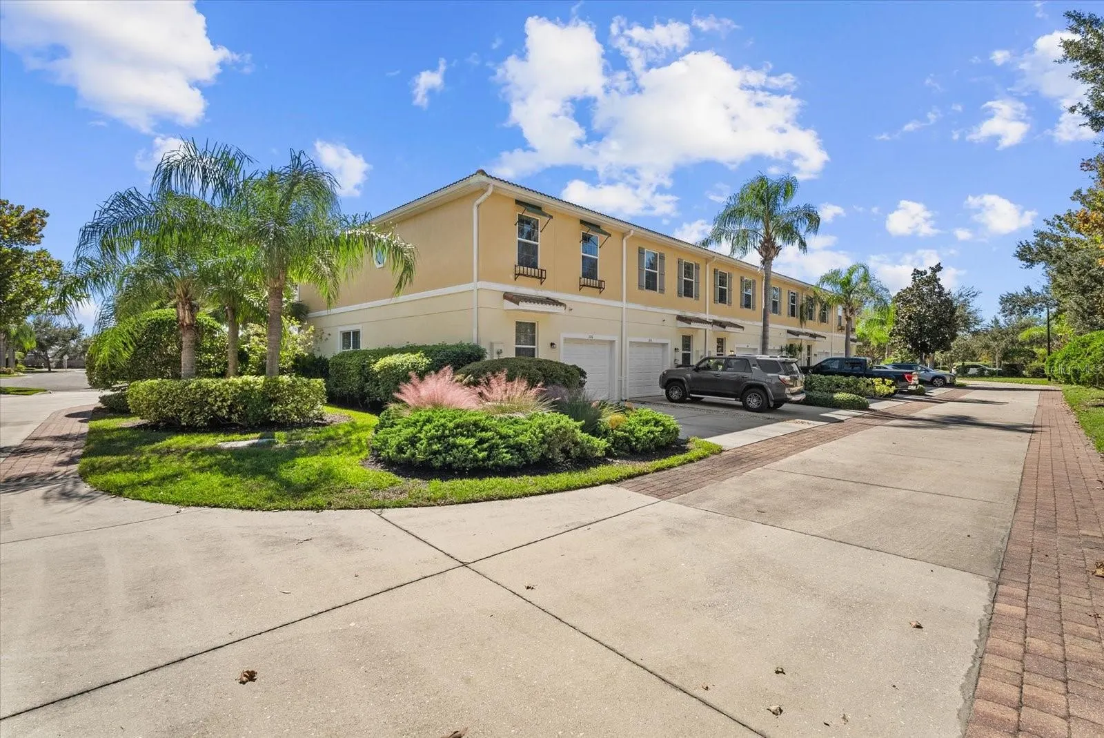 3810 82ND AVENUE CIR E #104 #104