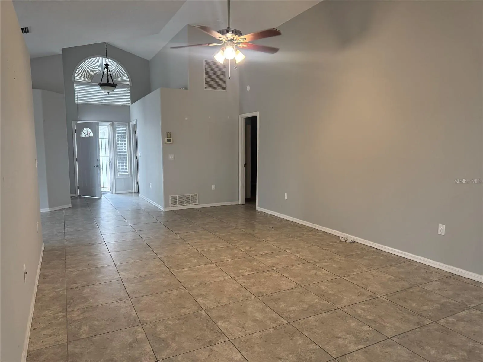 1024 HARBOR TOWN DR