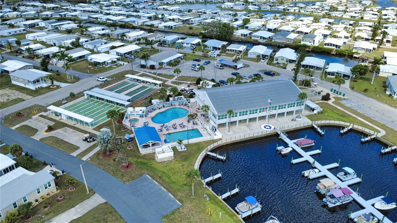 636 BLACKBURN BLVD