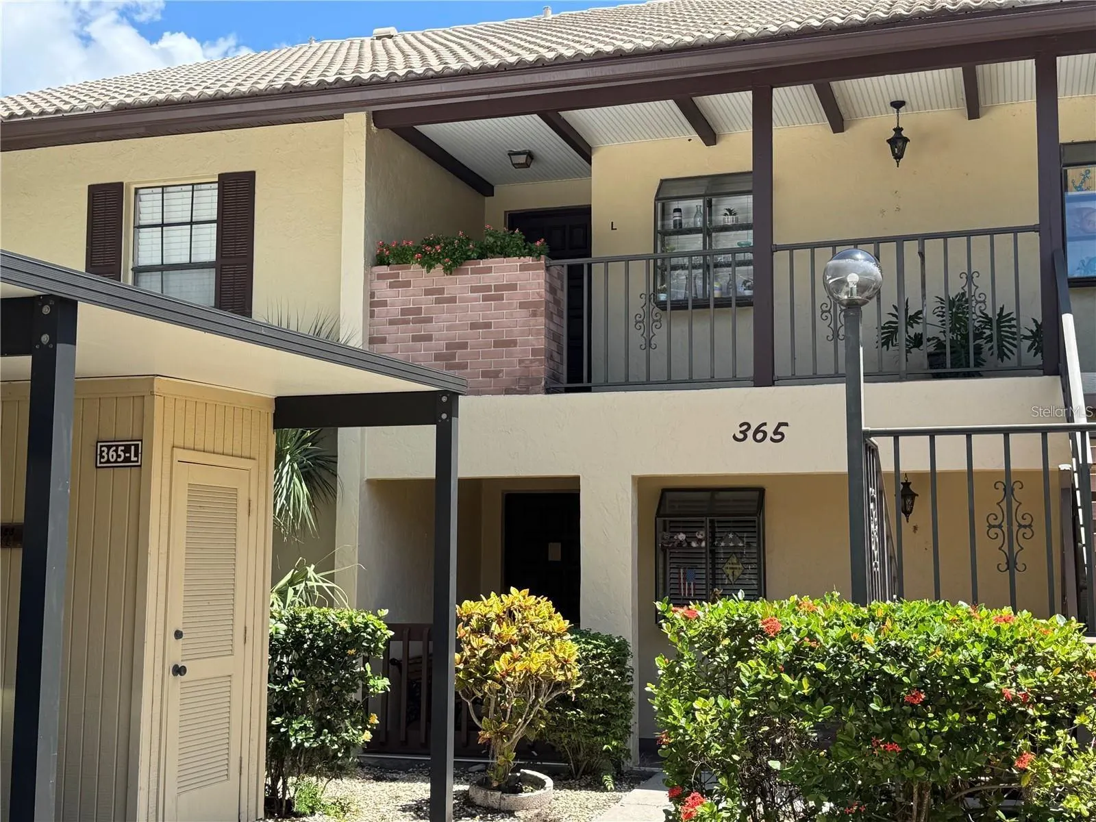 365 THREE LAKES LN #L #L