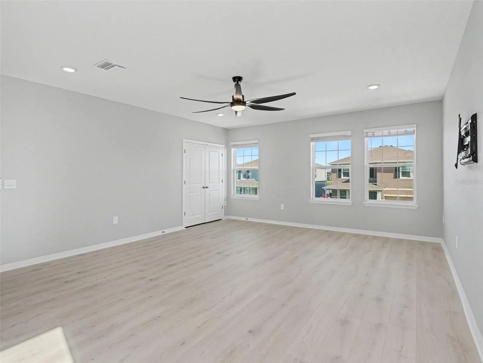 5731 WOODLAND SAGE DR