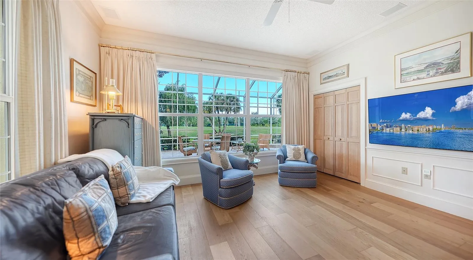 227 SAINT JAMES PARK