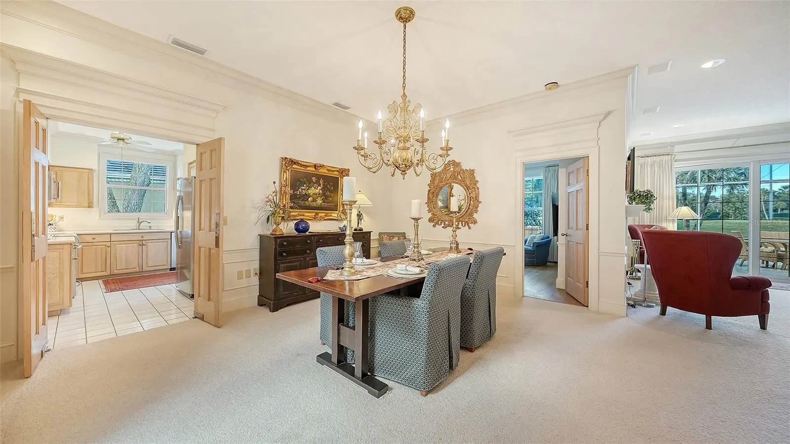 227 SAINT JAMES PARK