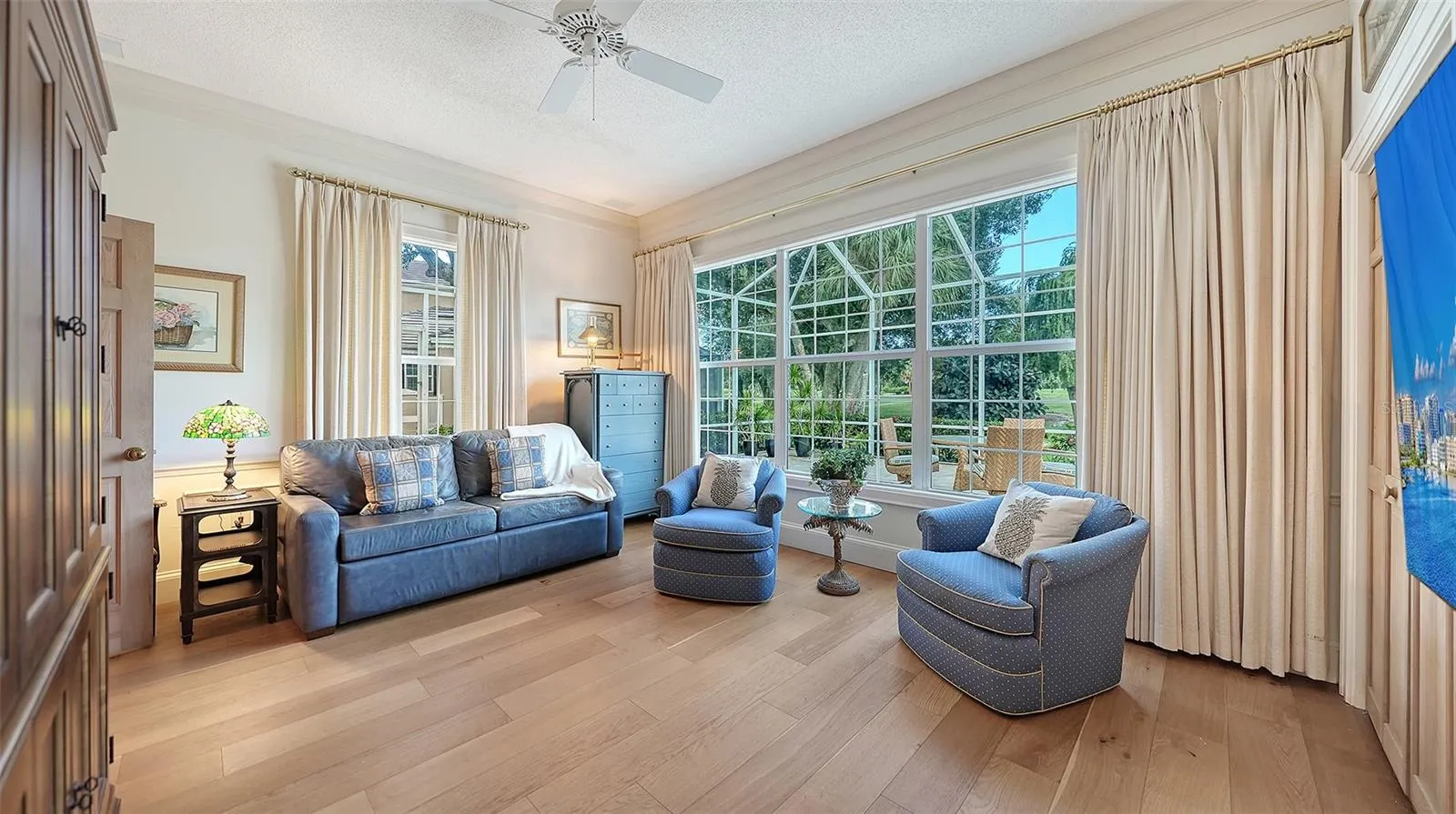 227 SAINT JAMES PARK