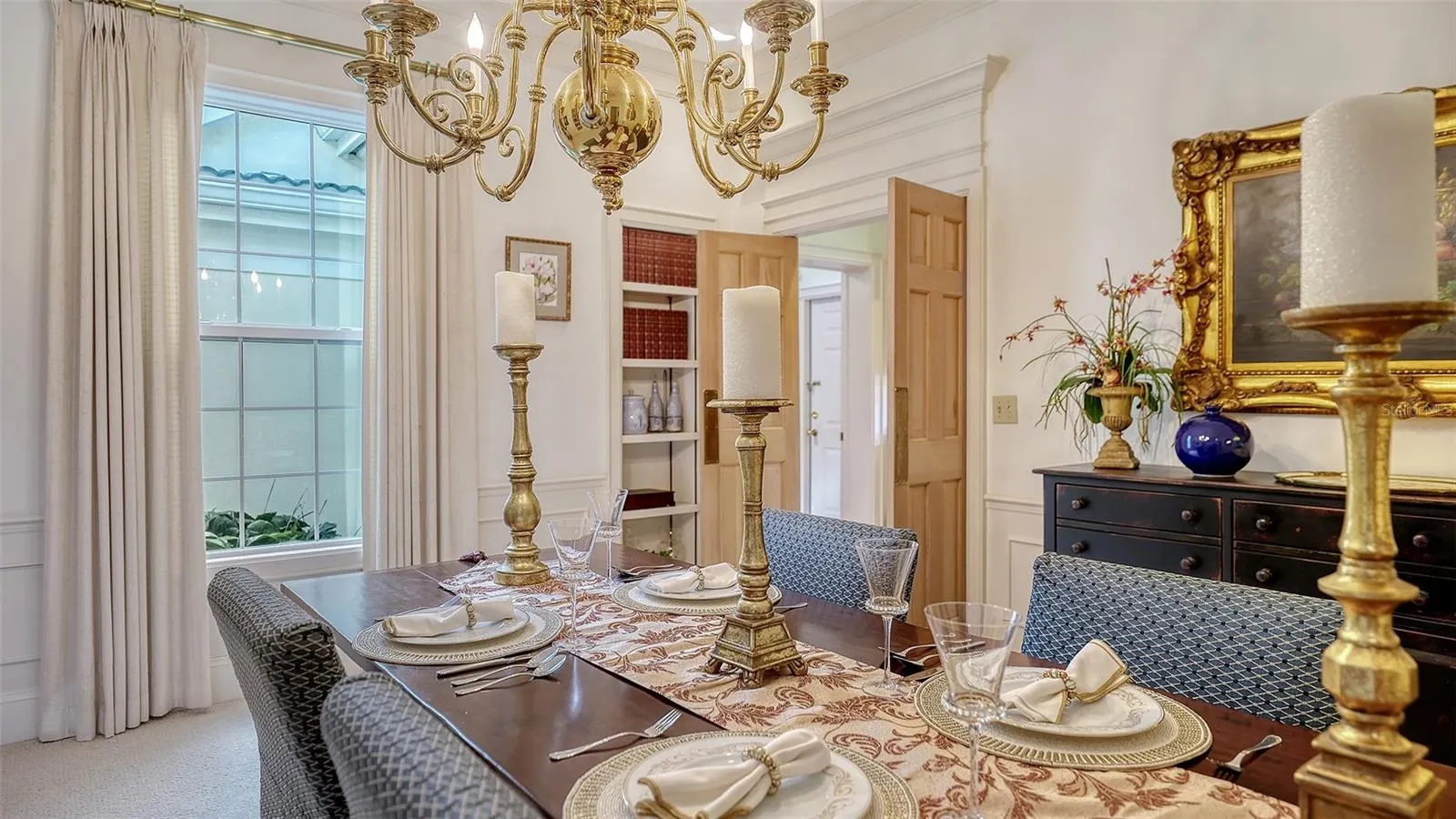 227 SAINT JAMES PARK