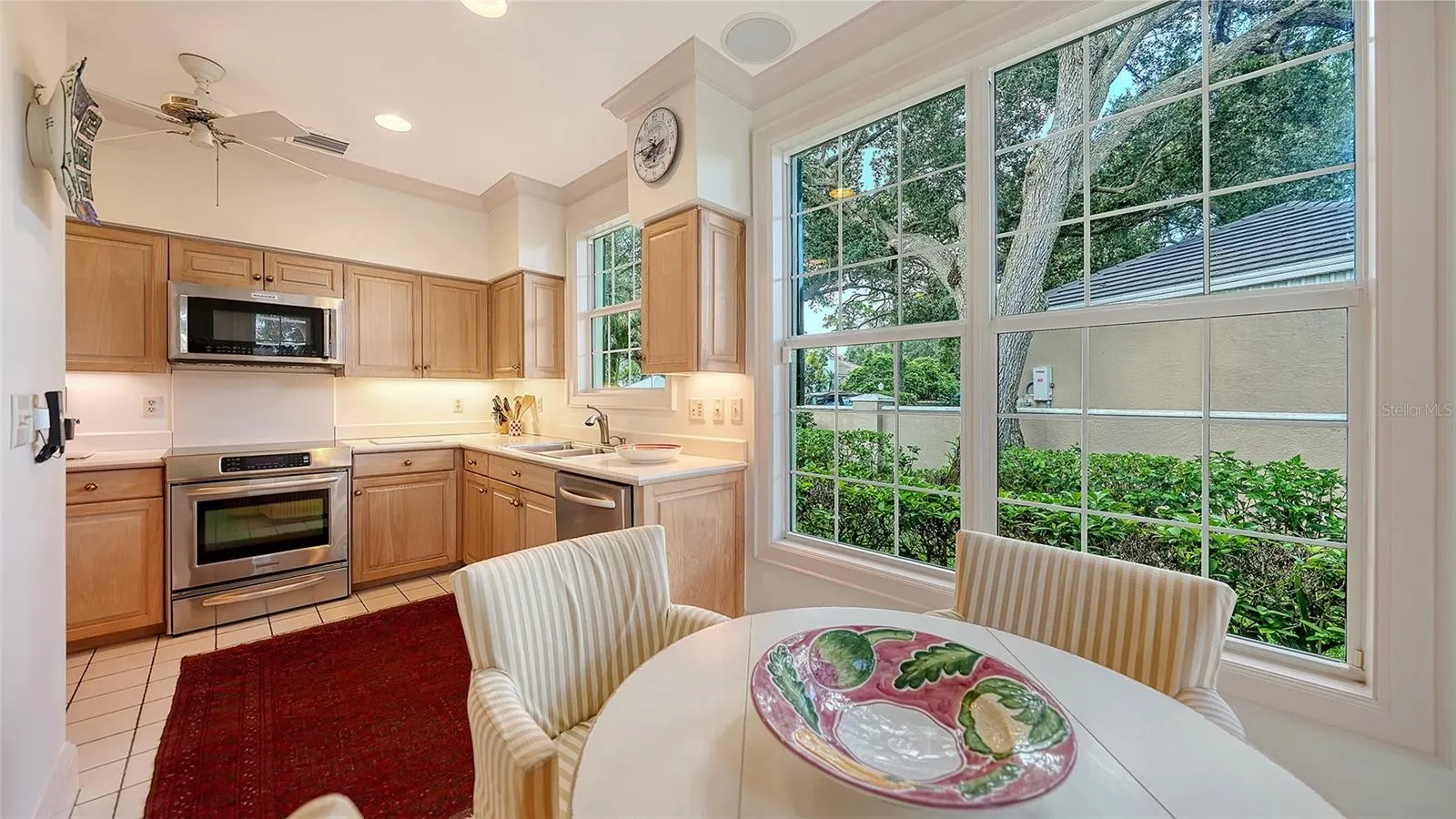 227 SAINT JAMES PARK