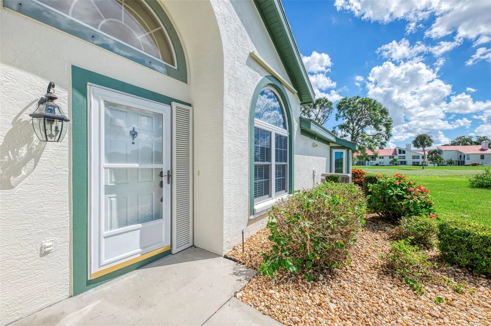 748 CONNEMARA CT