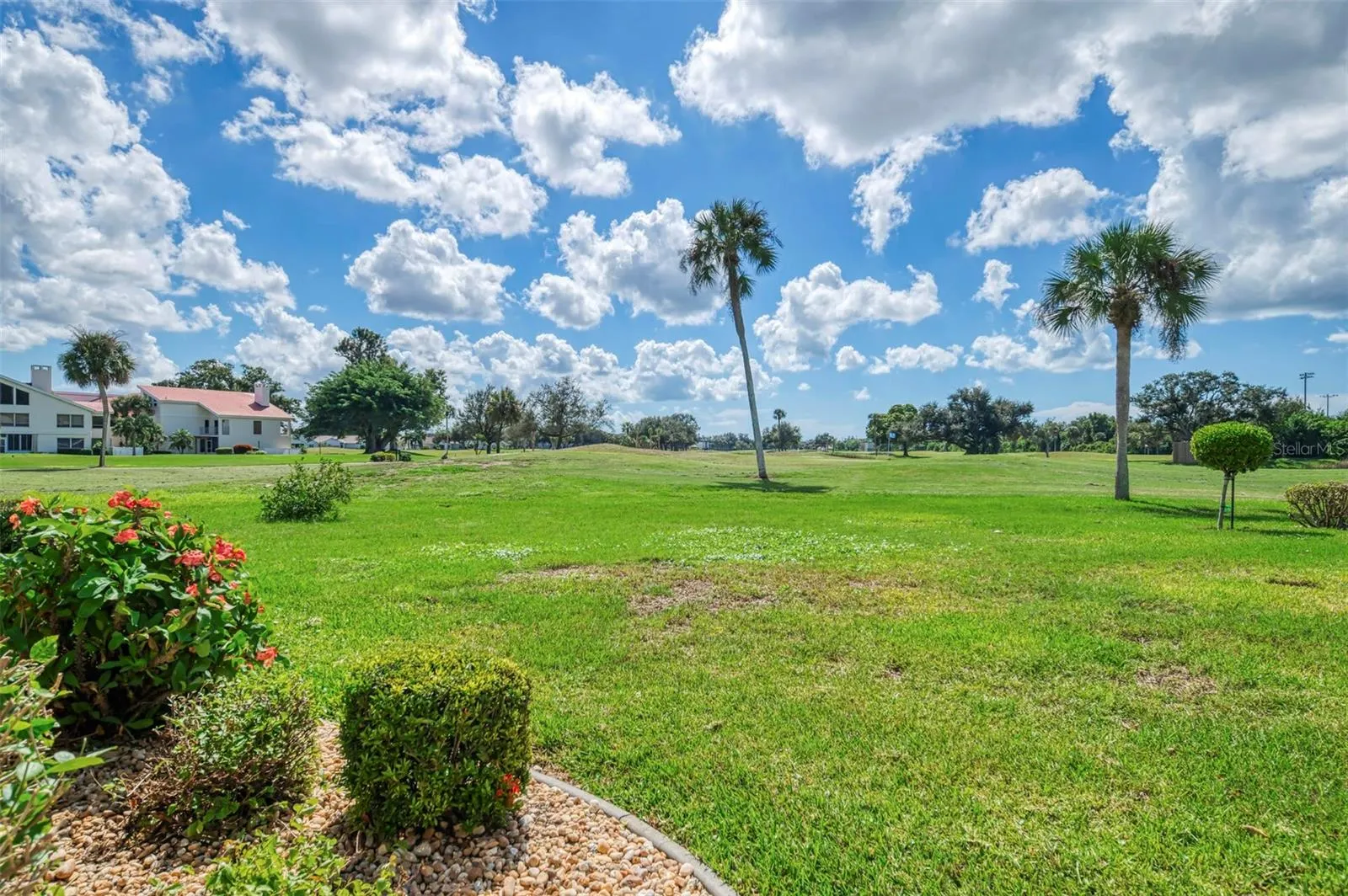 748 CONNEMARA CT