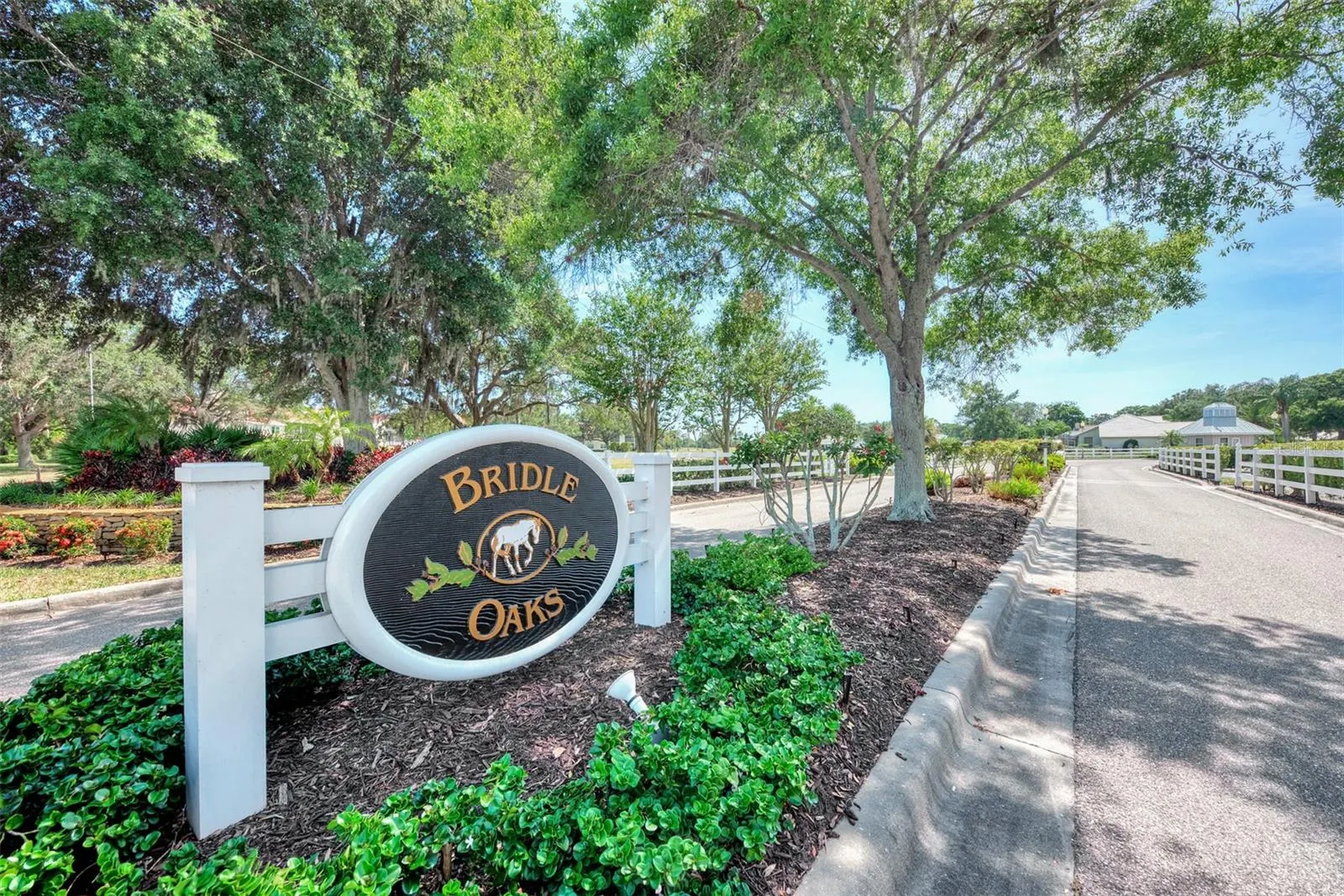 748 CONNEMARA CT