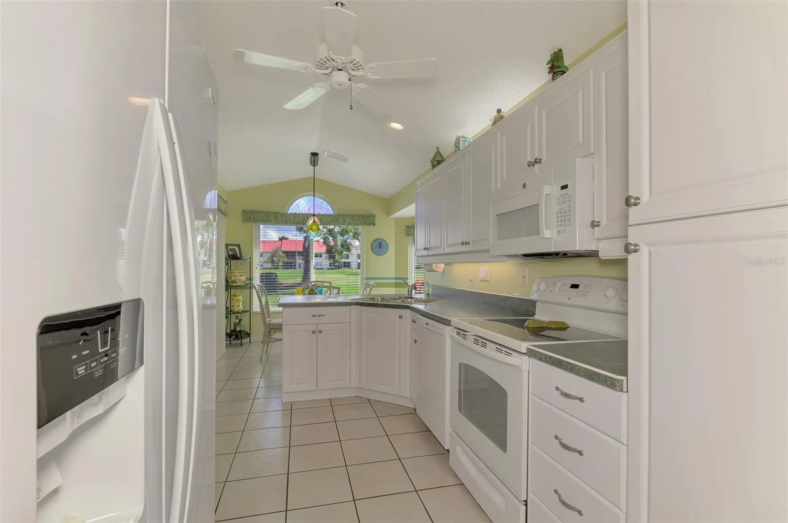 748 CONNEMARA CT