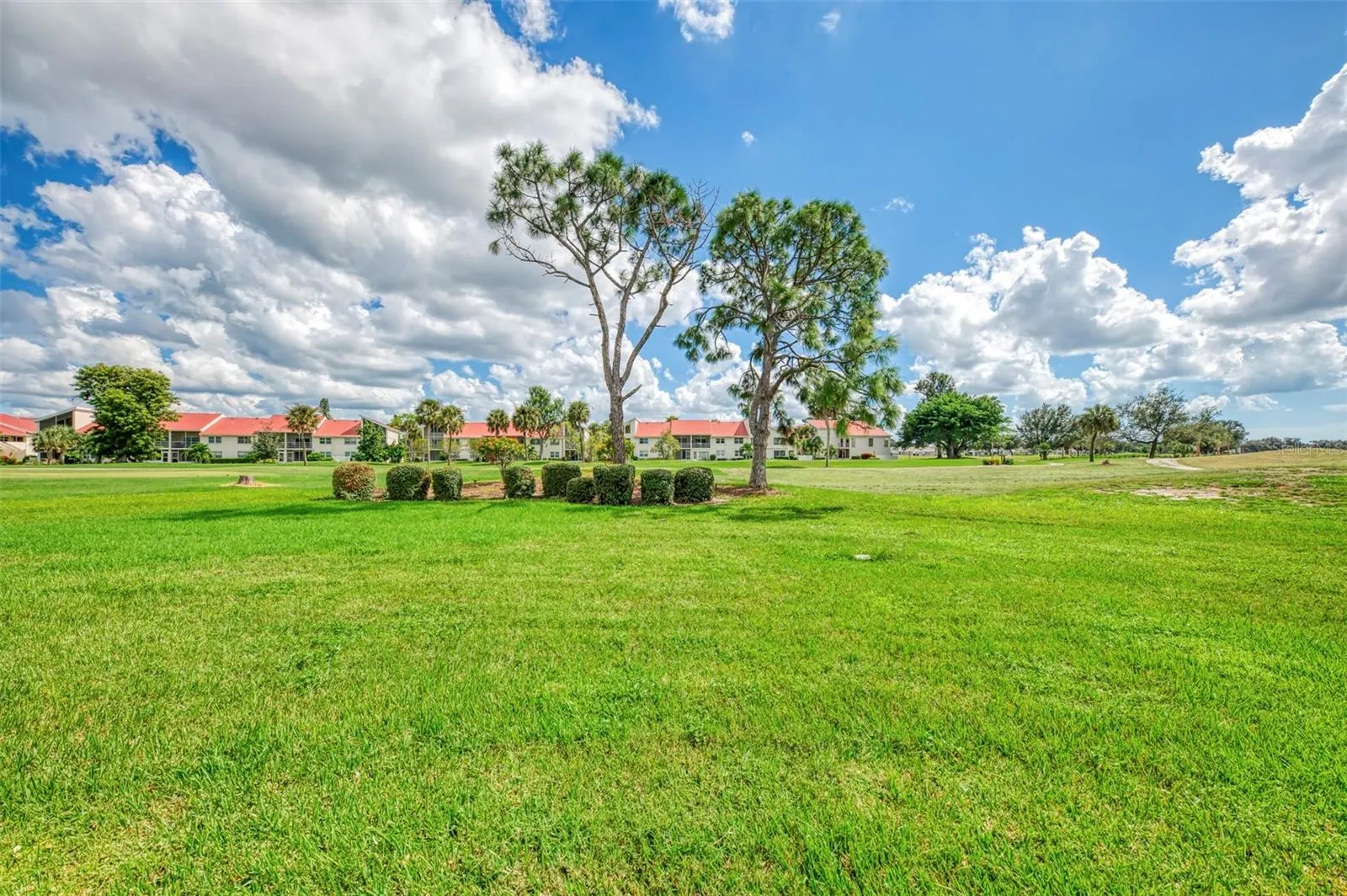 748 CONNEMARA CT