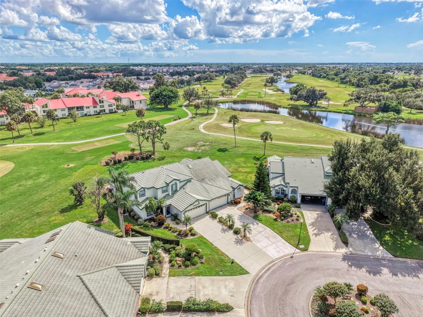 748 CONNEMARA CT