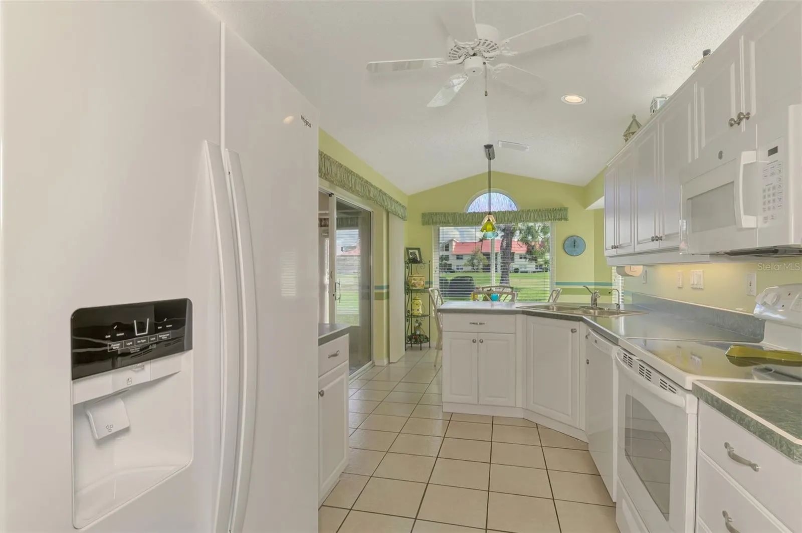 748 CONNEMARA CT