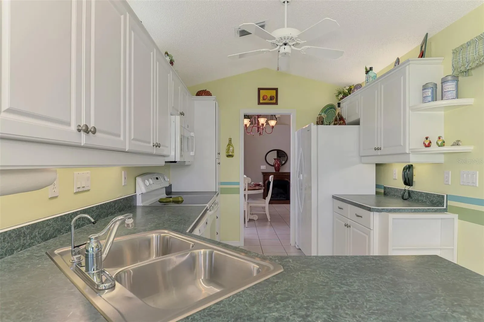 748 CONNEMARA CT