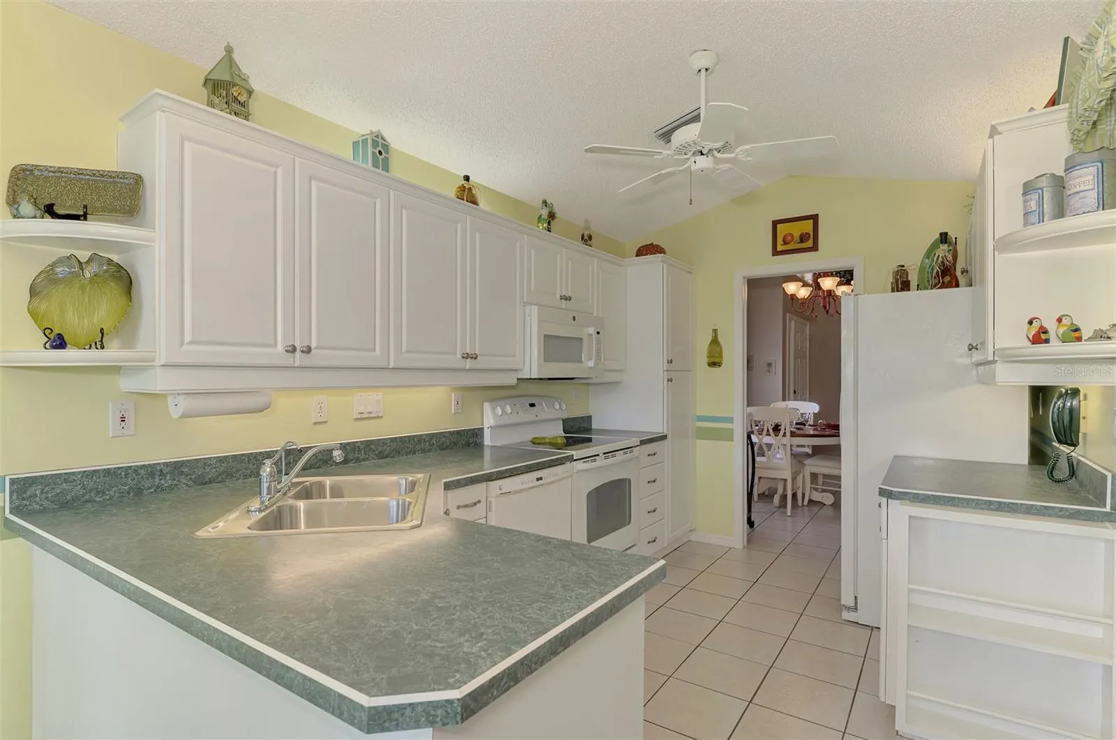 748 CONNEMARA CT