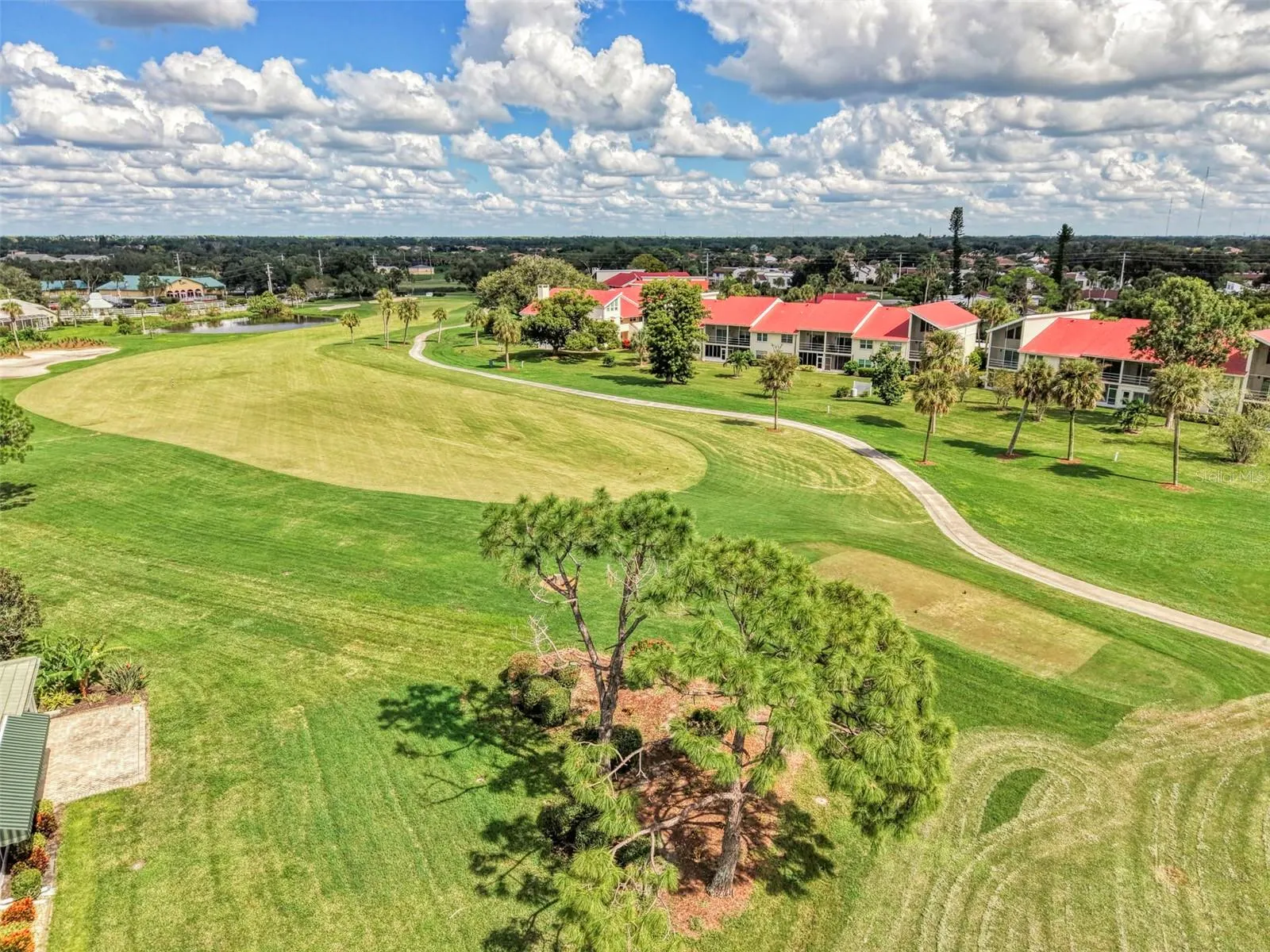 748 CONNEMARA CT