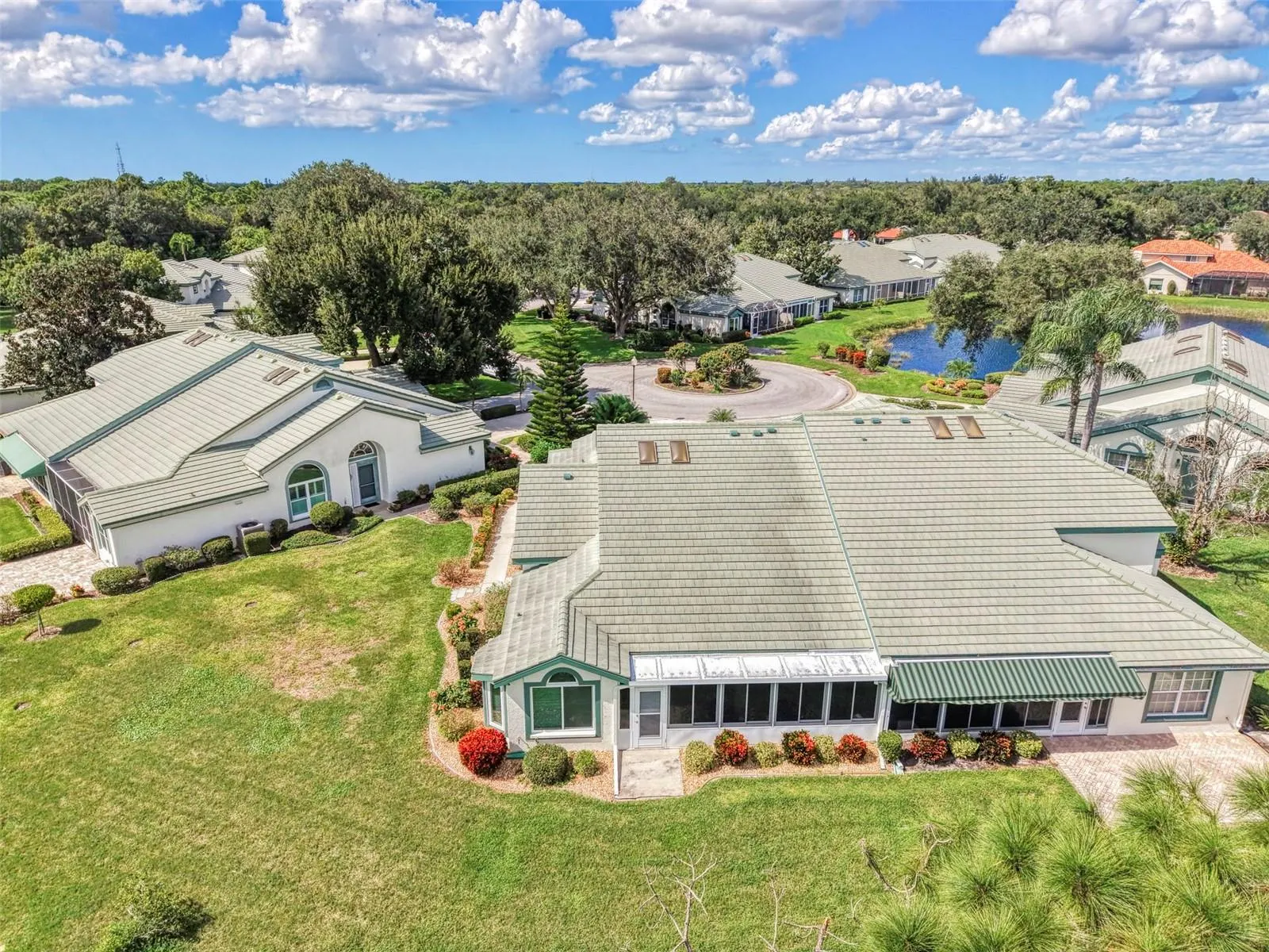 748 CONNEMARA CT