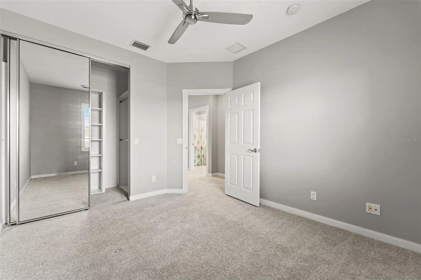 5389 CAMBIAGO ST