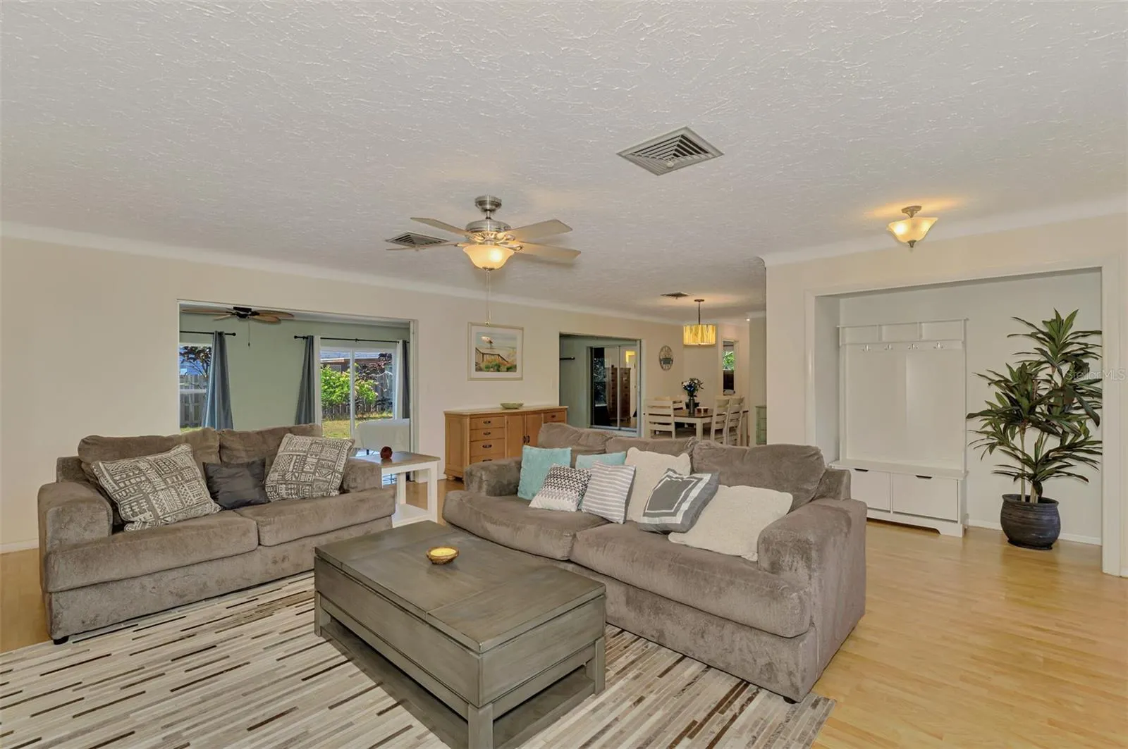 3078 SPENCER LN