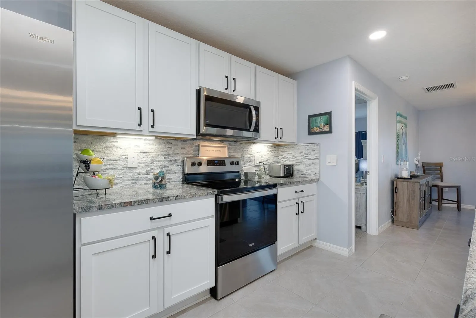 5531 FLAGSTONE TRL